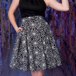 Pinup Girl Clothing / Laura Byrnes Spiderweb Little Jun Skirt. With pockets!